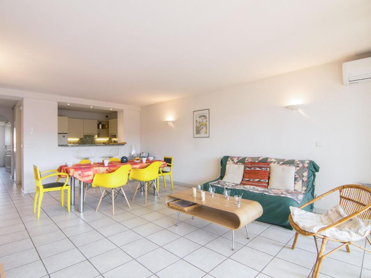 Apartment Le Magellan-2 By Interhome Сен-Рафаэль Экстерьер фото